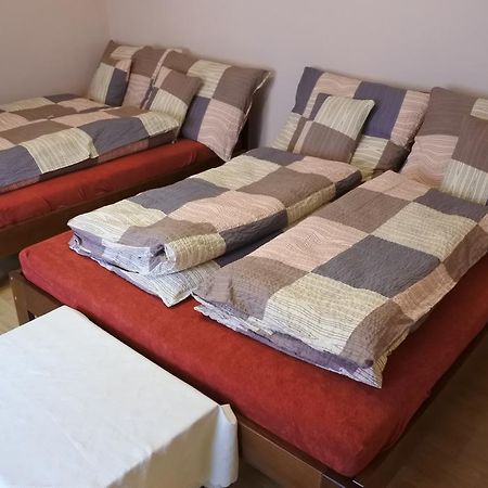 Kisasszony Apartman Eger Luaran gambar