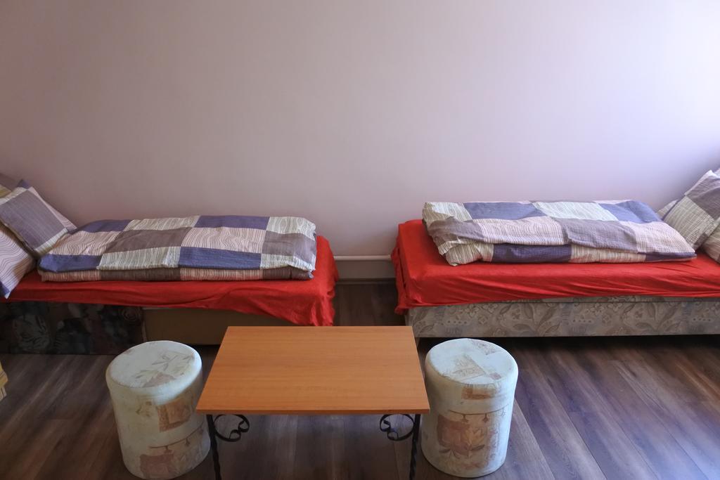 Kisasszony Apartman Eger Luaran gambar