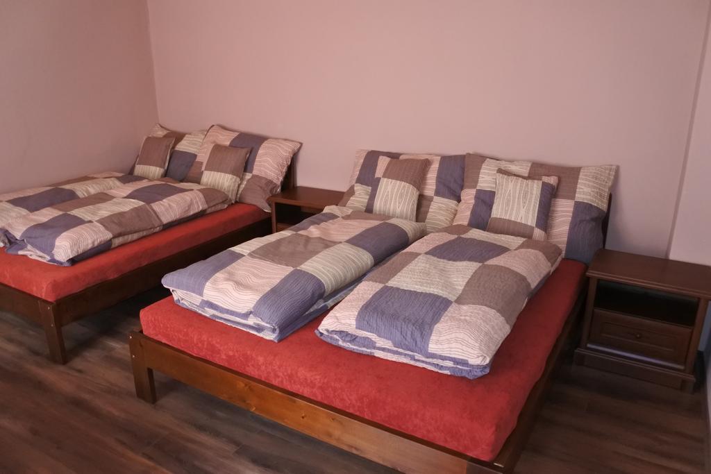 Kisasszony Apartman Eger Luaran gambar